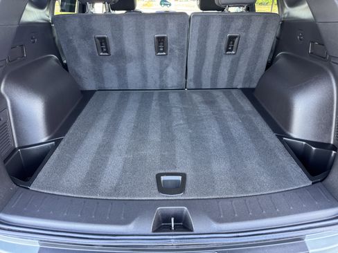 Used 2023 Chevrolet Blazer LT image 19