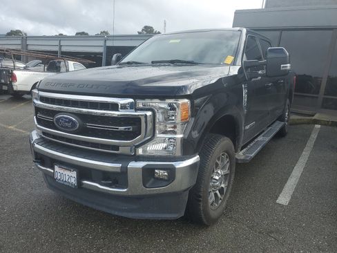 Used 2020 Ford F250 Lariat w/ Lariat Value Package image 2