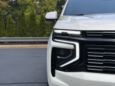 Used 2025 Chevrolet Tahoe High Country AWD/4WD image 44