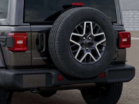 New 2026 Jeep Wrangler Unlimited Sahara AWD/4WD image 13