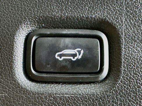 Used 2021 Hyundai Santa Fe SEL w/ Convenience Package AWD/4WD image 30