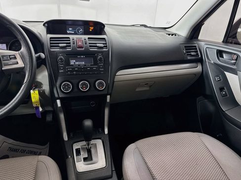 Used 2015 Subaru Forester 2.5i Premium w/ All-Weather Package AWD/4WD image 28
