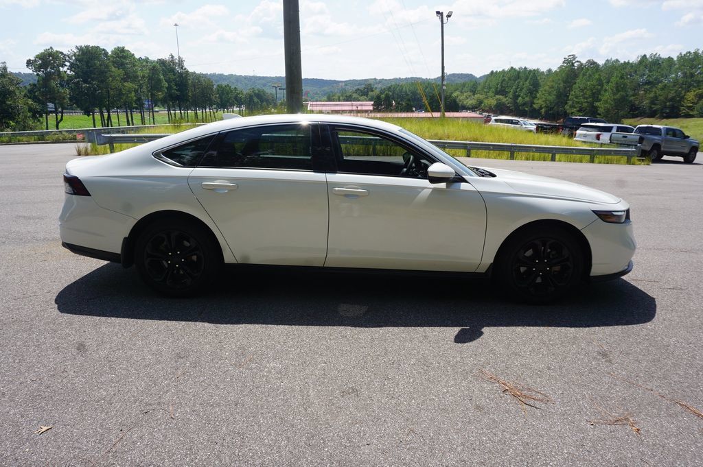 Used 2024 Honda Accord EX image 21