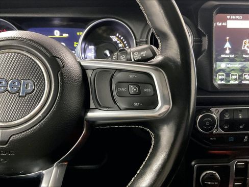 Used 2022 Jeep Wrangler Unlimited Sahara w/ Cold Weather Group image 23