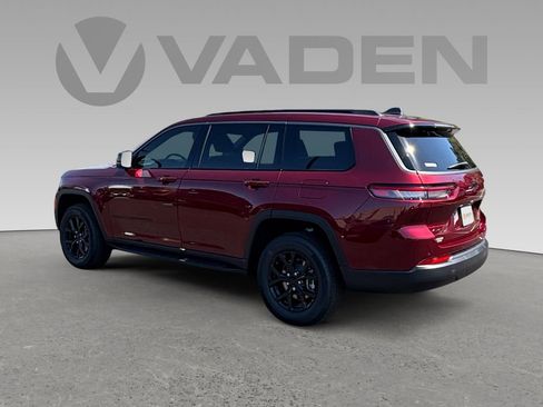 New 2026 Jeep Grand Cherokee L Laredo Altitude image 22