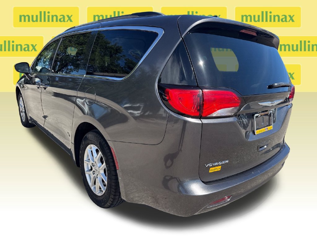 Used 2021 Chrysler Voyager Lxi FWD image 5