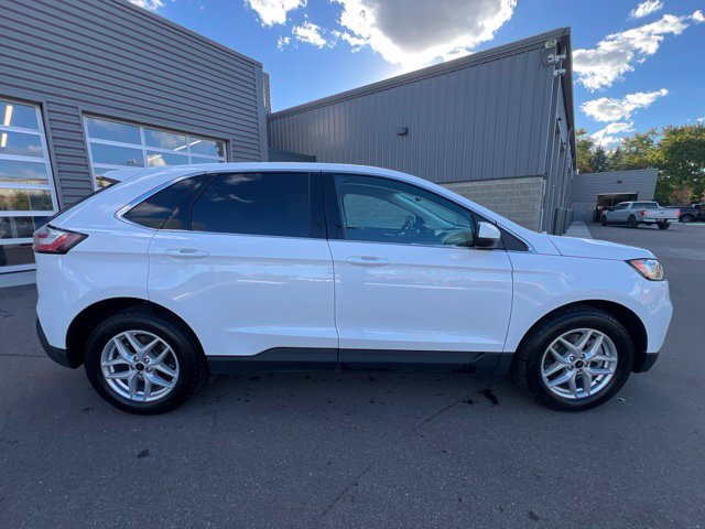 Used 2024 Ford Edge SEL w/ Convenience Package AWD/4WD image 4