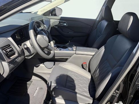 New 2026 Nissan Rogue Platinum w/ Platinum Premium Package AWD/4WD image 9