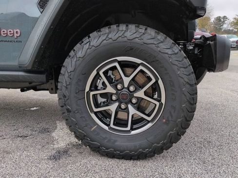 New 2026 Jeep Wrangler Unlimited Rubicon w/ Safety Group AWD/4WD image 10