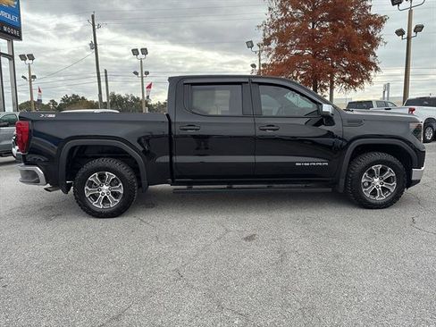 Used 2025 GMC Sierra 1500 Pro w/ Pro Value Package image 8