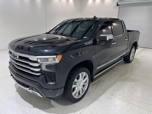 Used 2024 Chevrolet Silverado 1500 High Country image 1