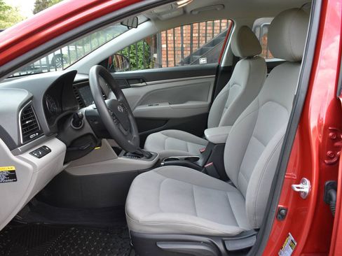 Used 2018 Hyundai Elantra SEL FWD image 7