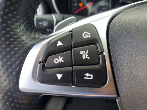 Used 2017 Mercedes-Benz C 300 Sedan image 17