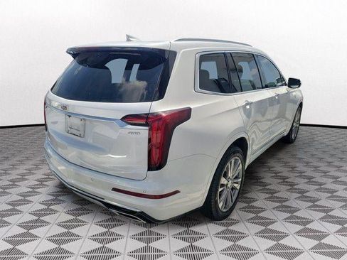 Used 2024 Cadillac XT6 Premium Luxury FWD image 5