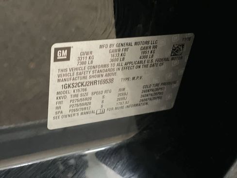 Used 2017 GMC Yukon Denali image 28