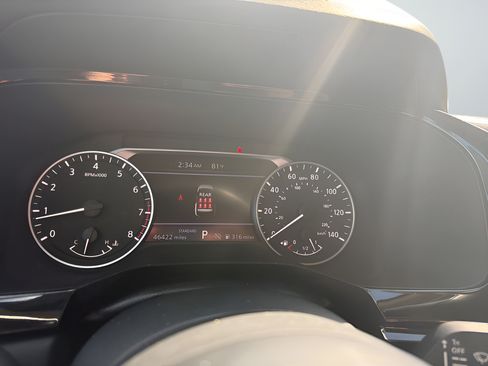 Certified 2024 Nissan Pathfinder SV FWD image 32