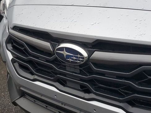 Used 2025 Subaru Crosstrek 2.0i Premium w/ Popular Package #4 image 5