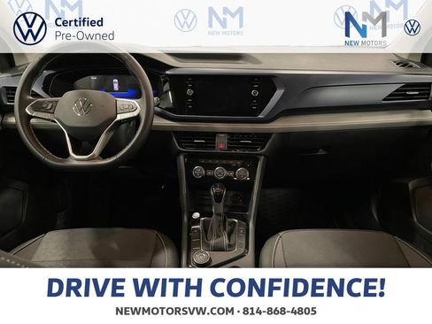 Certified 2024 Volkswagen Taos SE image 10