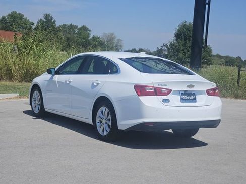 Used 2025 Chevrolet Malibu LT FWD image 5