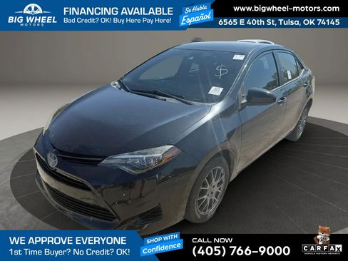 Used 2017 Toyota Corolla LE FWD image 1