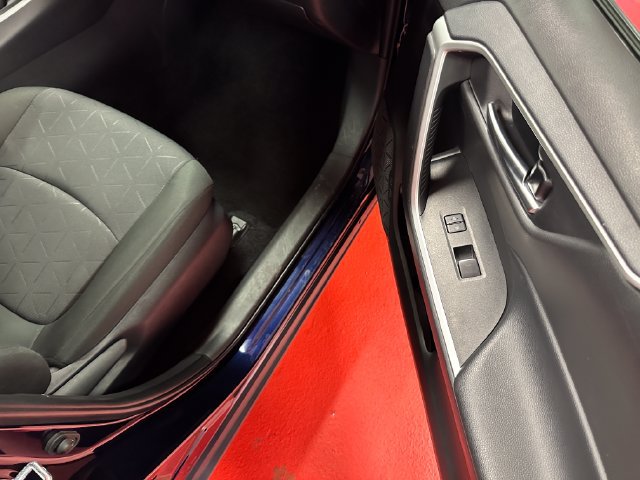 Certified 2025 Toyota RAV4 XLE AWD/4WD image 15
