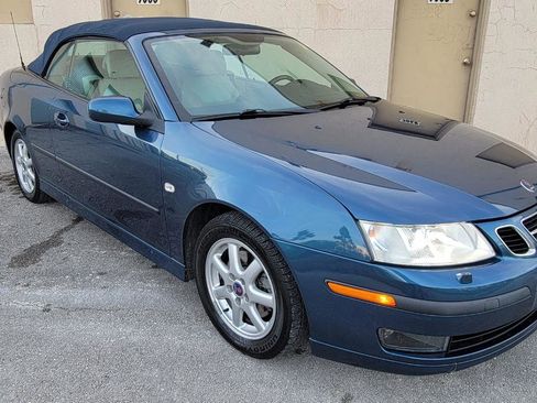 Used 2004 Saab 9-3 Aero FWD image 22
