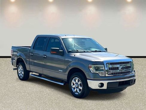 Used 2014 Ford F150 XLT w/ Equipment Group 302A Luxury RWD image 3