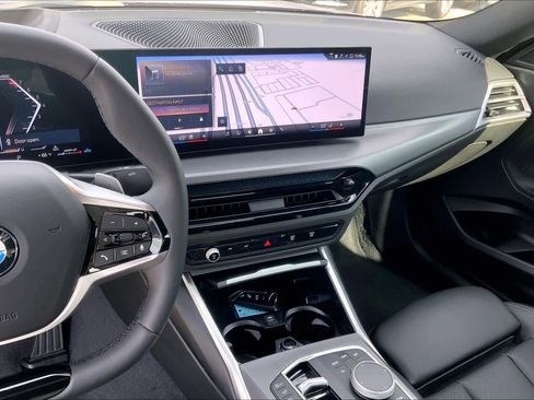 Certified 2025 BMW 230i Coupe image 5