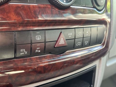 Used 2016 Mercedes-Benz Sprinter 2500 image 22