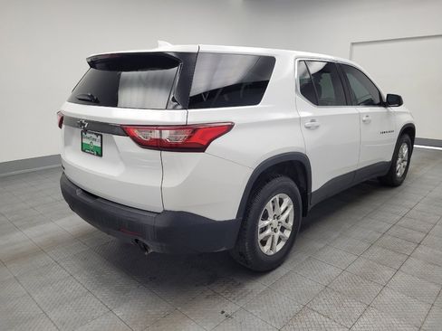 Used 2019 Chevrolet Traverse LS w/ LPO, Blackout Package FWD image 9
