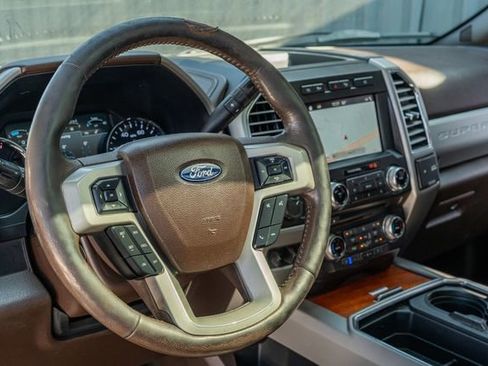 Used 2017 Ford F250 King Ranch w/ King Ranch Ultimate Package image 24