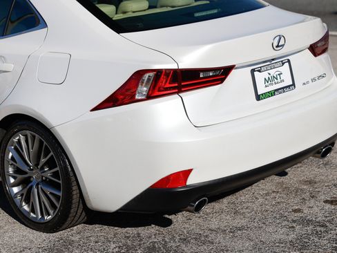 Used 2014 Lexus IS 250 AWD image 30