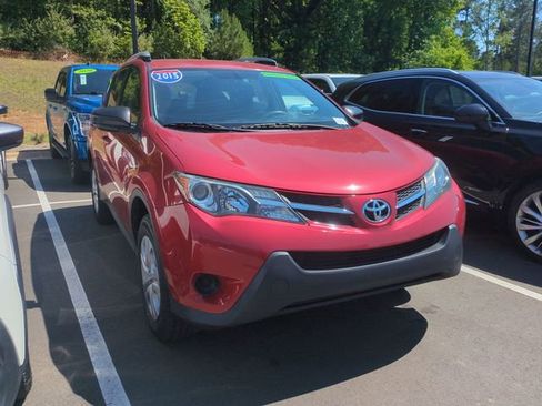 Used 2015 Toyota RAV4 LE FWD image 5