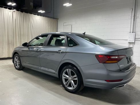 Used 2019 Volkswagen Jetta R-Line FWD image 16