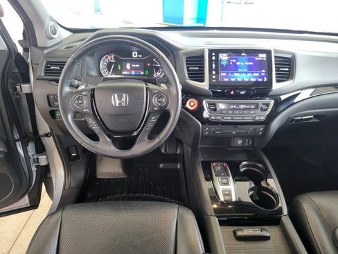 Used 2018 Honda Pilot Elite image 4