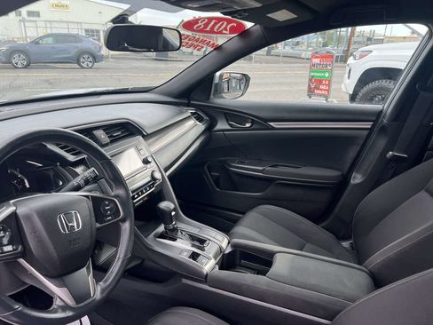 Used 2018 Honda Civic Sport image 9