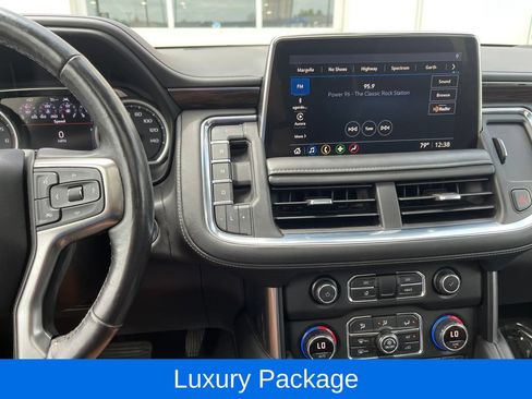 Used 2021 Chevrolet Tahoe Z71 w/ Z71 Off-Road Package AWD/4WD image 22