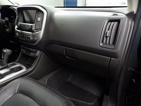 Used 2018 Chevrolet Colorado ZR2 image 32