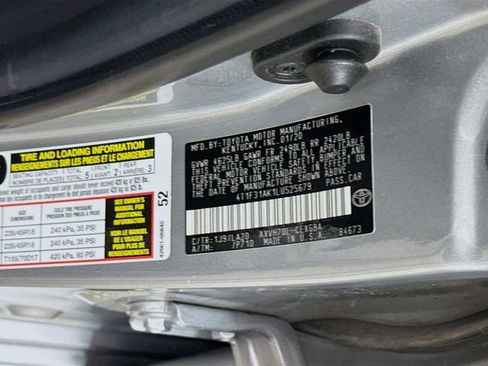 Used 2020 Toyota Camry XLE image 31