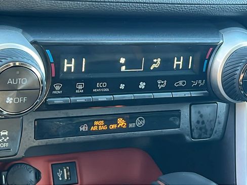 Used 2024 Toyota RAV4 Adventure image 14