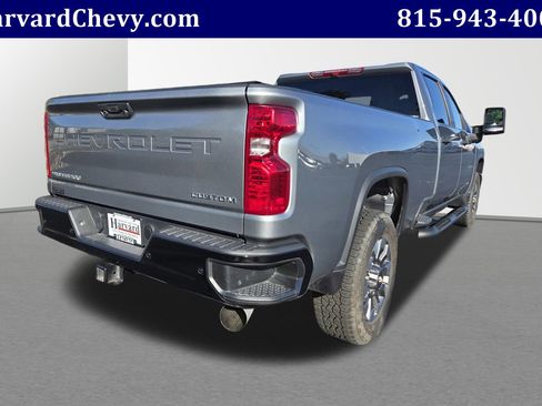 Used 2024 Chevrolet Silverado 2500 Custom w/ Custom Value Package image 4
