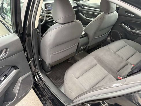 Used 2021 Nissan Altima 2.5 SV w/ SV Premium Package AWD/4WD image 19
