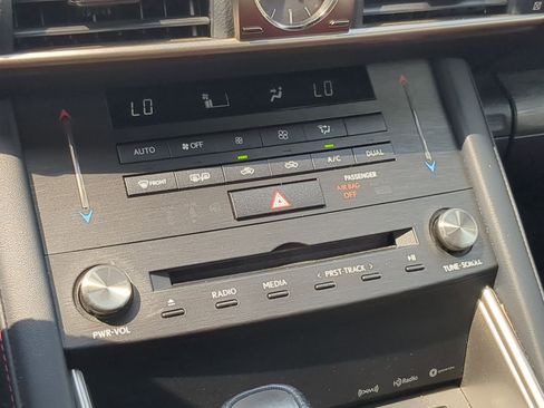 Used 2020 Lexus IS 350 F Sport image 19