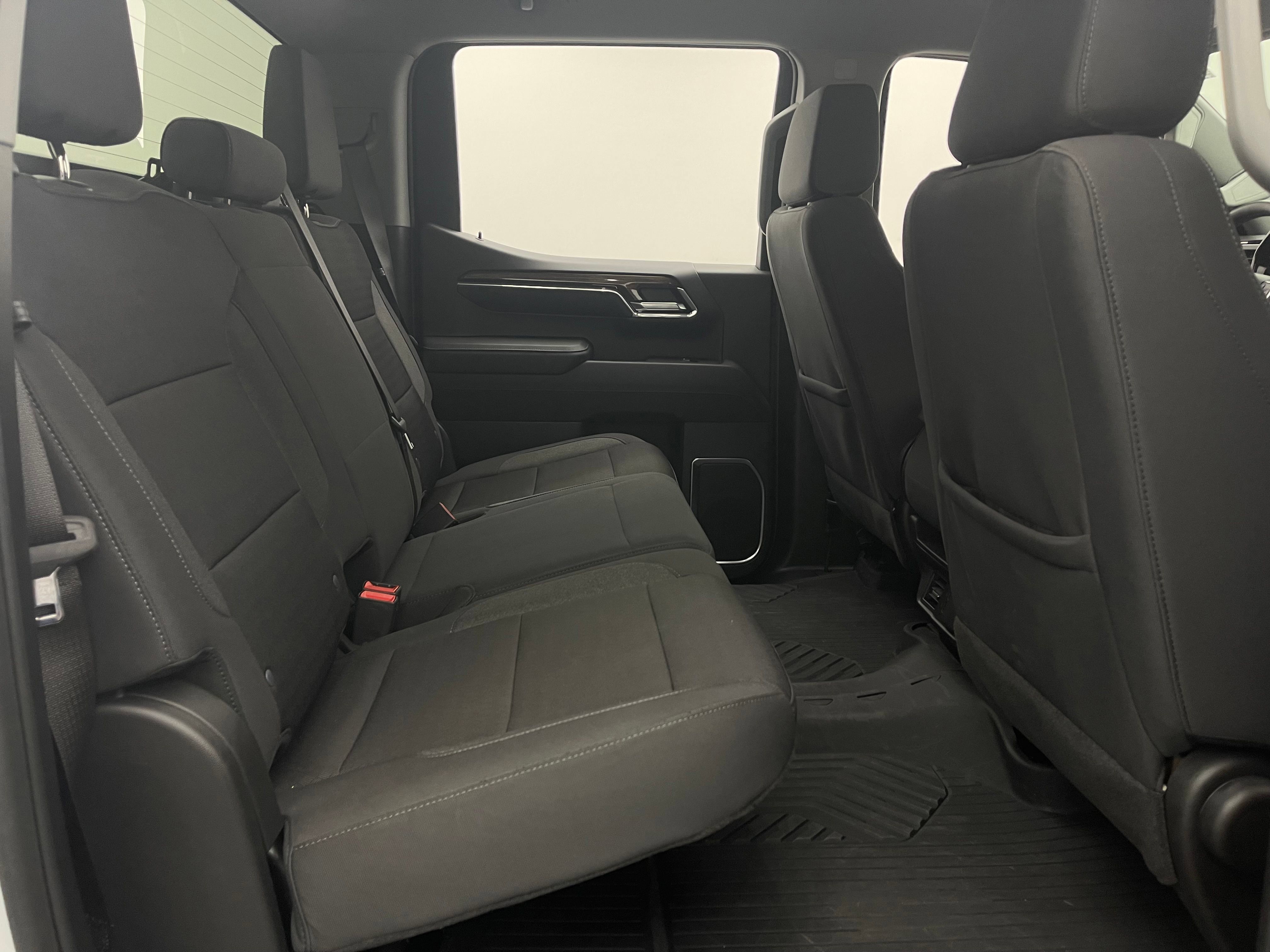 Used 2024 Chevrolet Silverado 1500 RST AWD/4WD image 35
