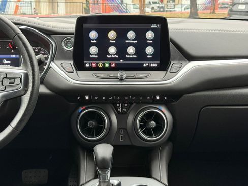 Used 2025 Chevrolet Blazer LT image 18