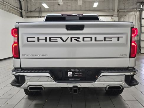 Used 2020 Chevrolet Silverado 1500 LTZ w/ LTZ Plus Package image 18