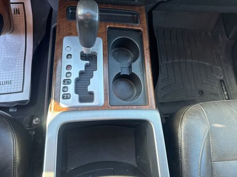 Used 2011 Nissan Titan S image 17