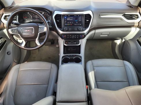 Used 2023 GMC Acadia SLT image 17
