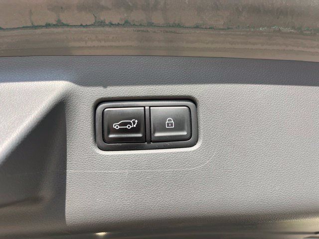 Used 2024 Hyundai Santa Fe SEL FWD image 7