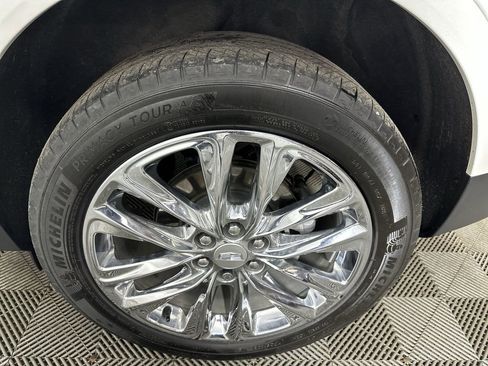 Used 2023 Cadillac XT5 Premium Luxury image 36